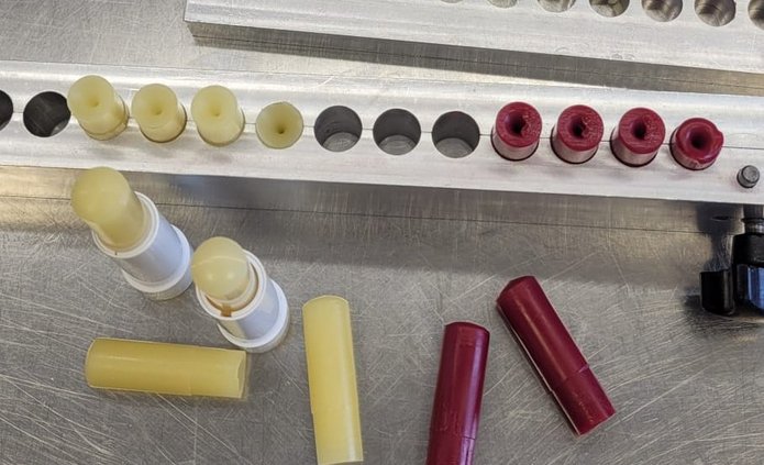 zdjęcie różnego rodzaju pomadek