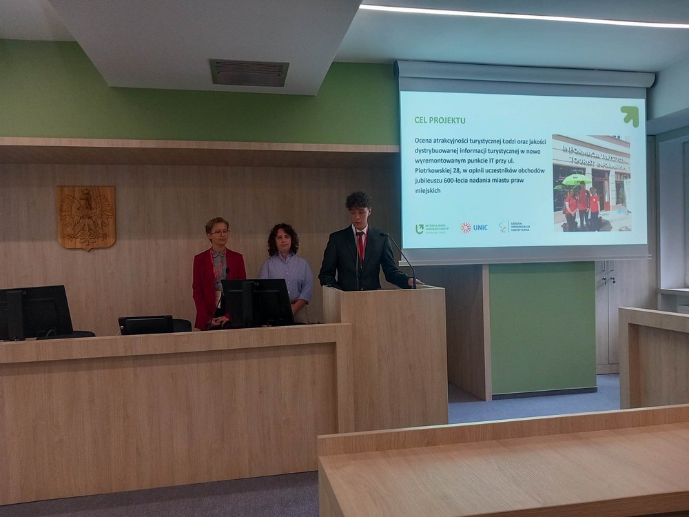 [Translate to English:] zdjęcie z konferencji