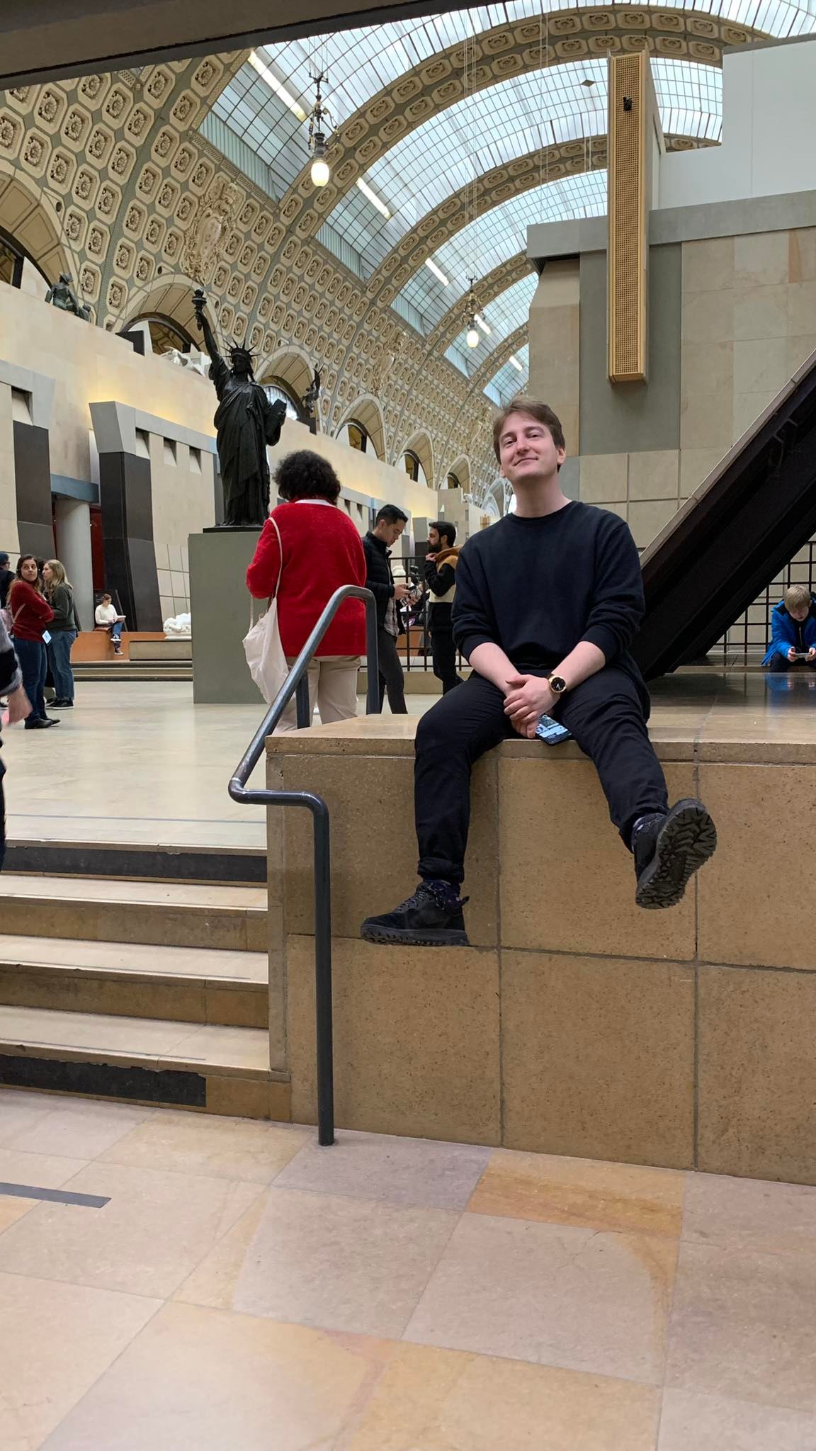 uśmiechnięty student